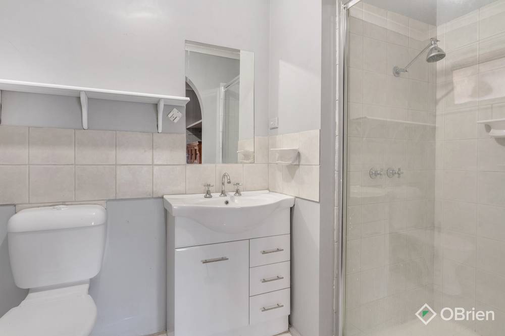 16 Grenville Place, Melton West, VIC 3337