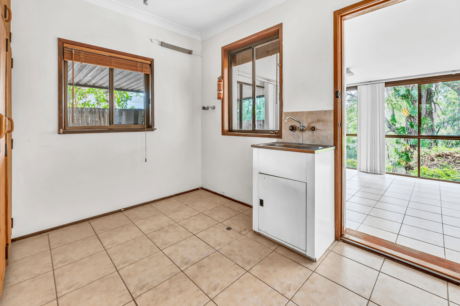 28 Andamooka Avenue, WORONGARY, QLD 4213