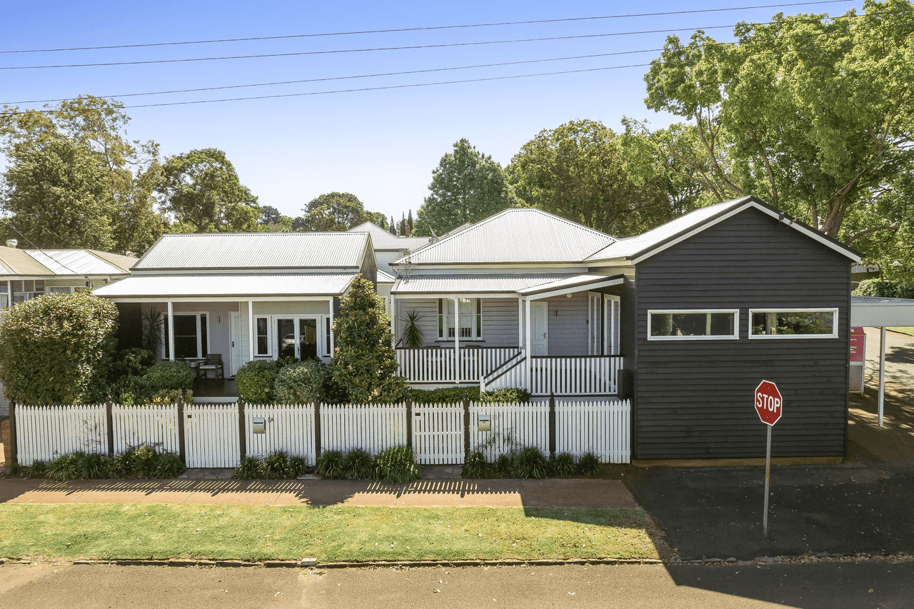 11 & 11A Gowrie Street, TOOWOOMBA, QLD 4350