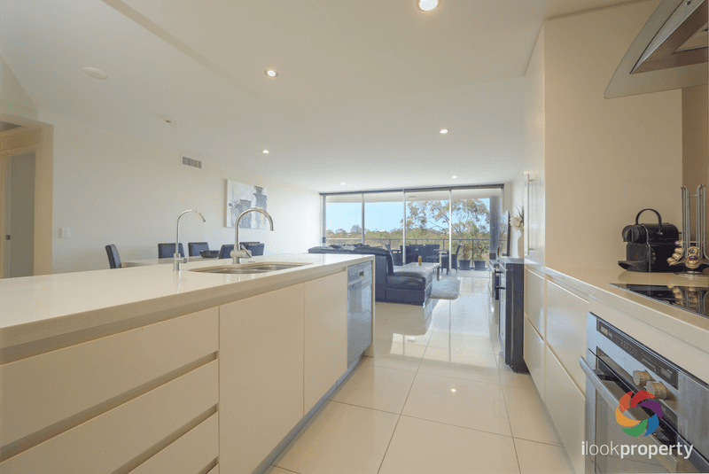 11/2 The Promenade, Boyne Island, QLD 4680