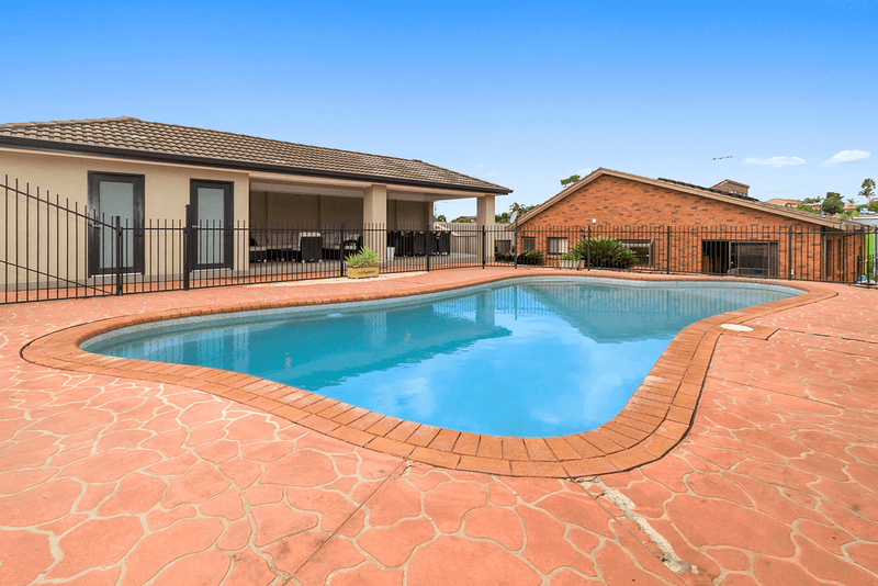 32 Province Street, Abbotsbury, NSW 2176