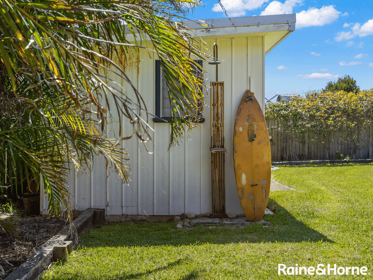 74 South Pacific Crescent, ULLADULLA, NSW 2539