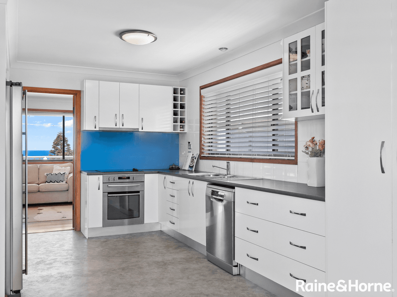 74 South Pacific Crescent, ULLADULLA, NSW 2539