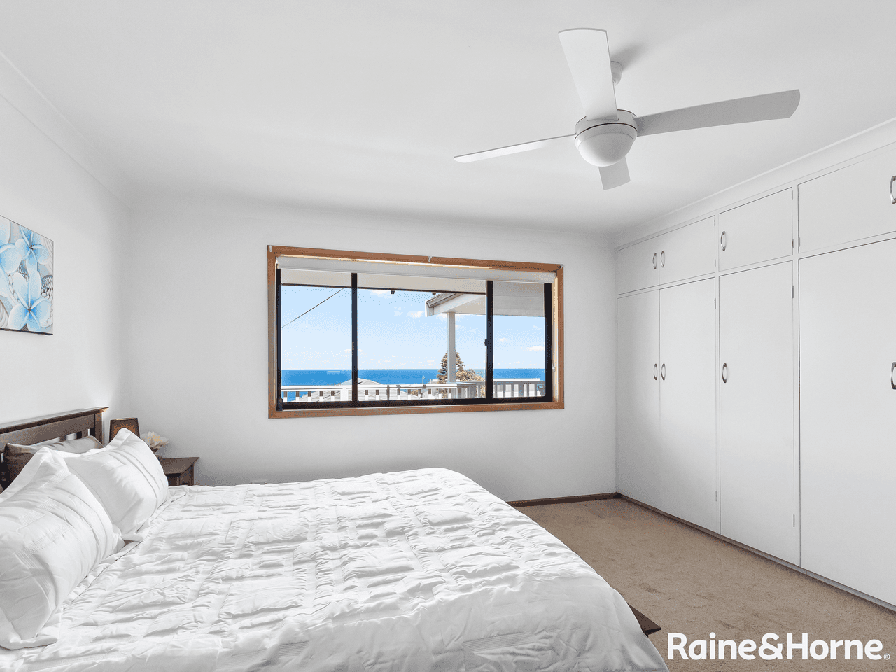 74 South Pacific Crescent, ULLADULLA, NSW 2539