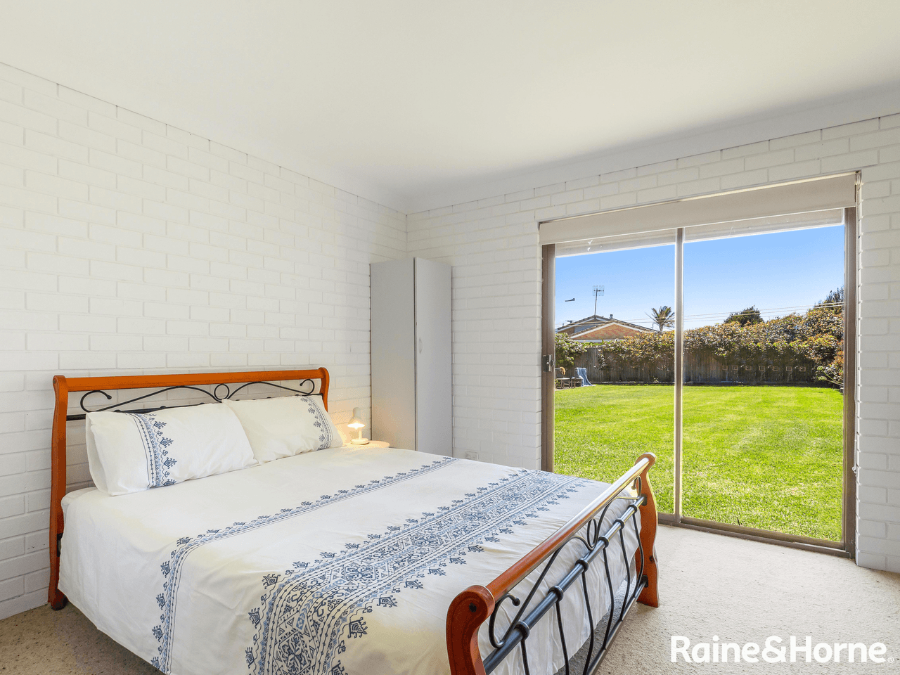 74 South Pacific Crescent, ULLADULLA, NSW 2539