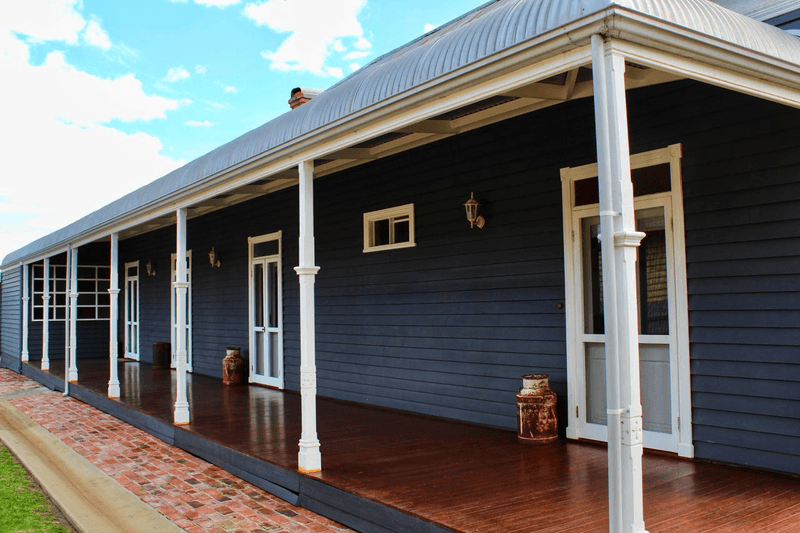 348 Henry St, DENILIQUIN, NSW 2710