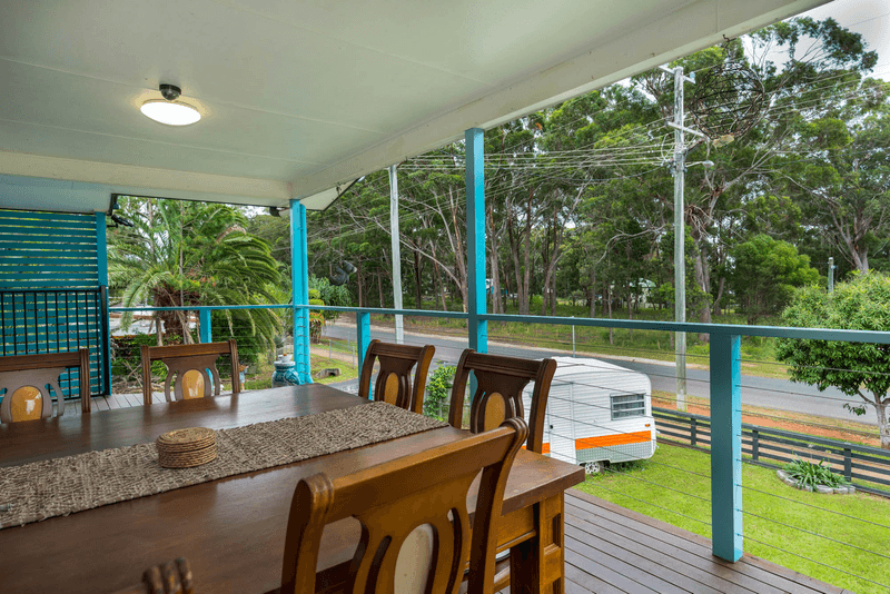 20 Canaipa Road, RUSSELL ISLAND, QLD 4184