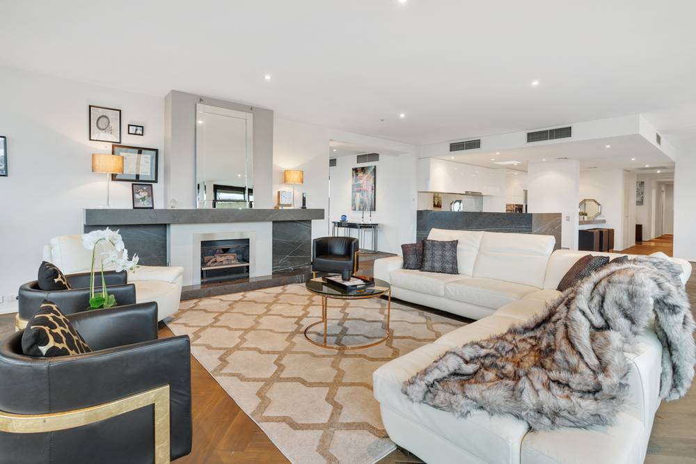 2301/15 Caravel Lane, Docklands, VIC 3008