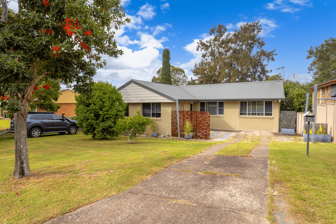 35 Stockyard Circuit, WINGHAM, NSW 2429