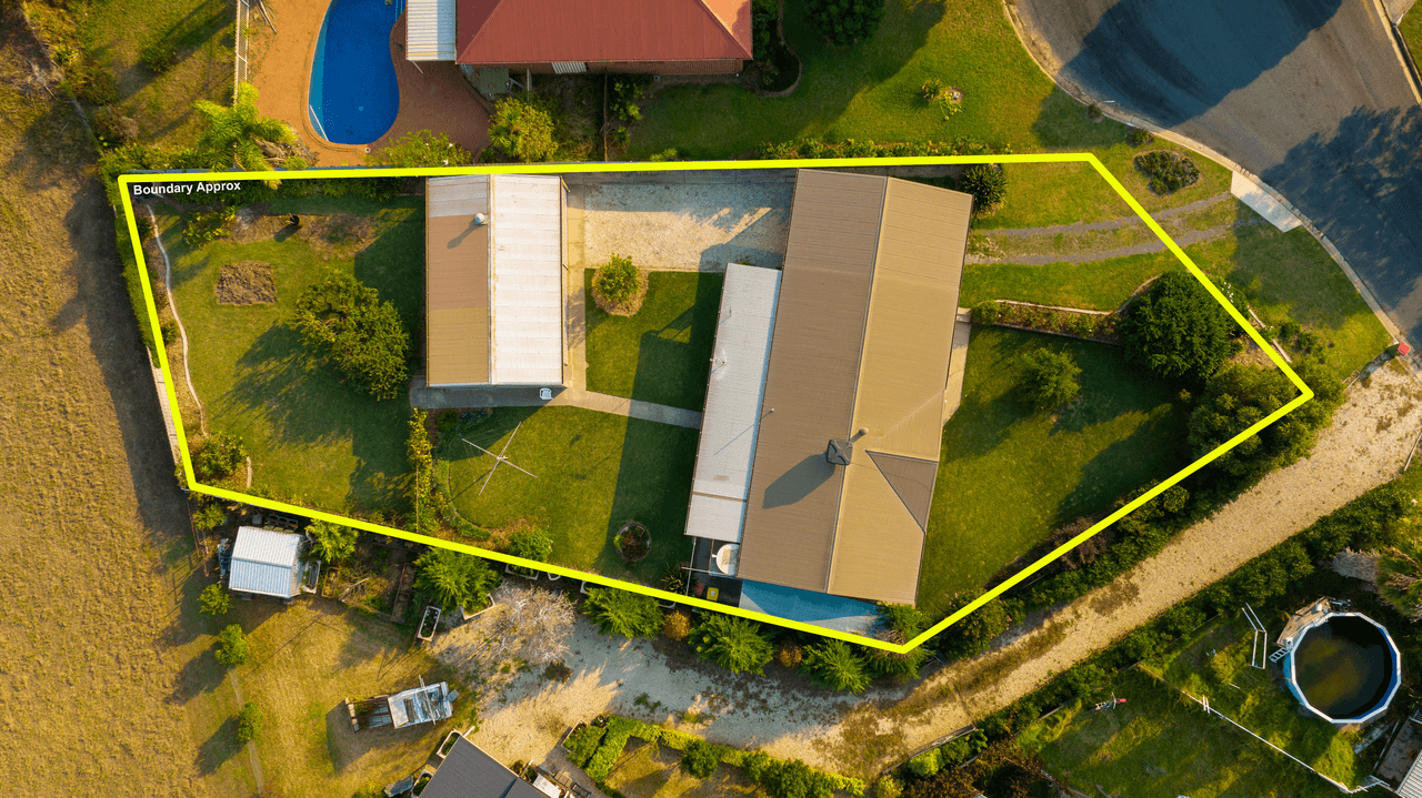 5 Buckland Court, BURRUMBUTTOCK, NSW 2642