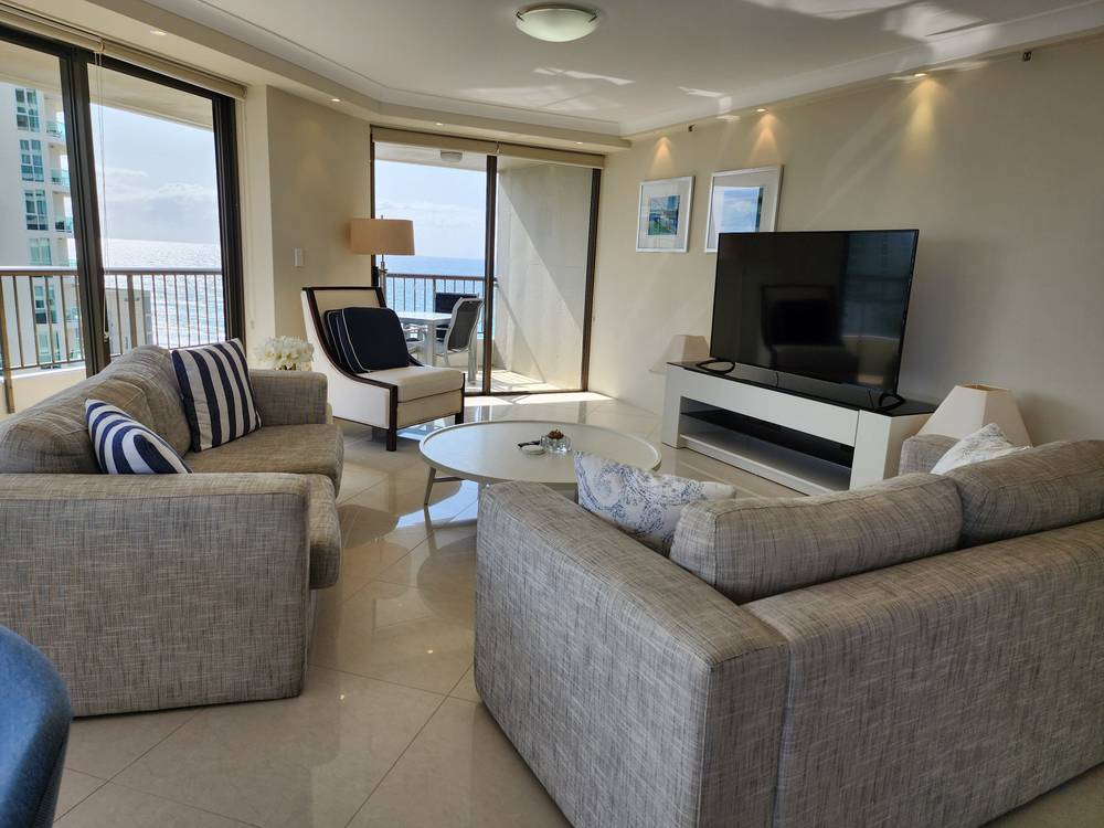 UNIT 55/3554 MAIN BEACH PARADE, MAIN BEACH, QLD 4217