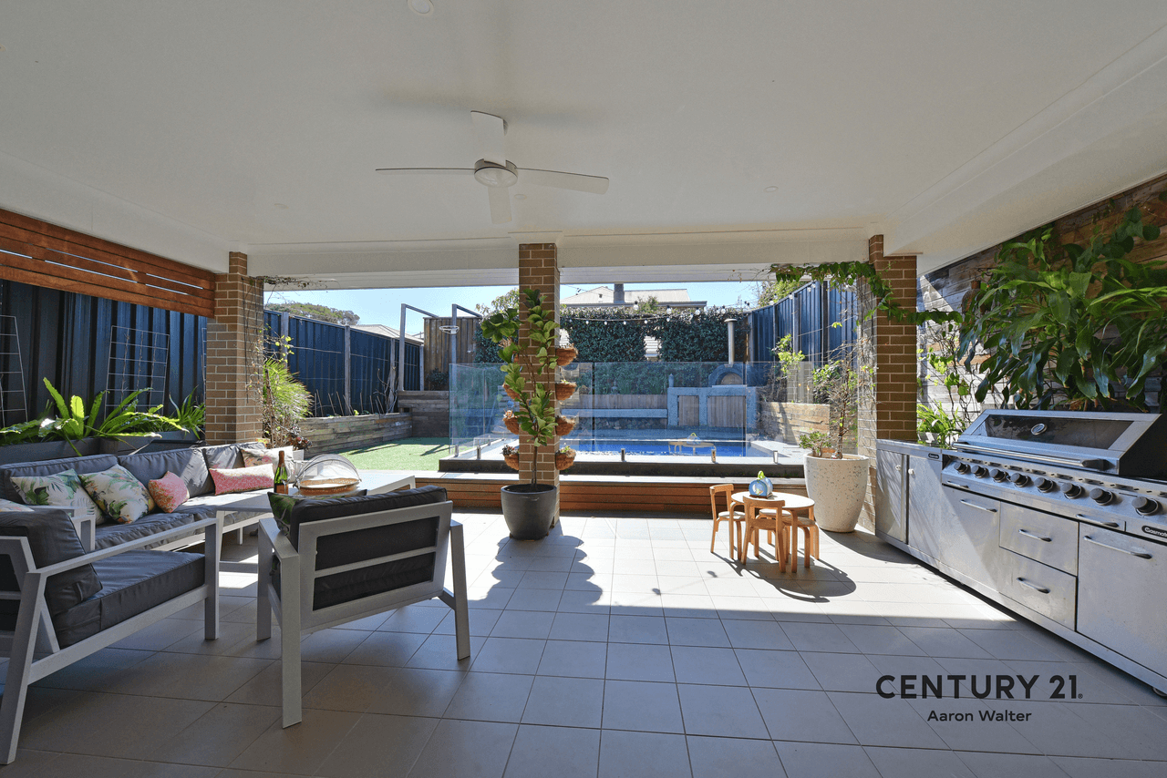 10A Bryant Street, Tighes Hill, NSW 2297