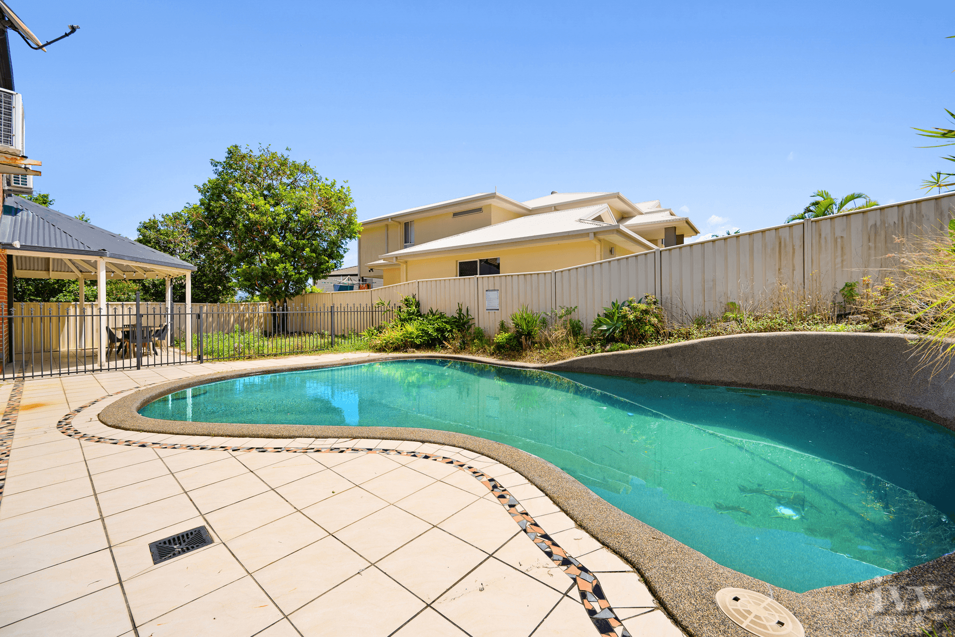 6 O'Brien Court, Arundel, QLD 4214