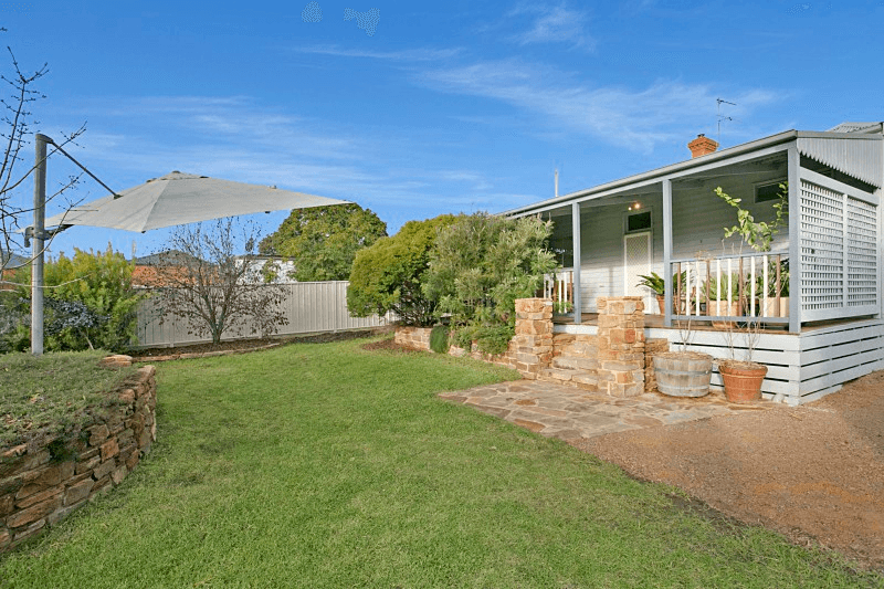 10 Kneebone Street, EAGLEHAWK, VIC 3556