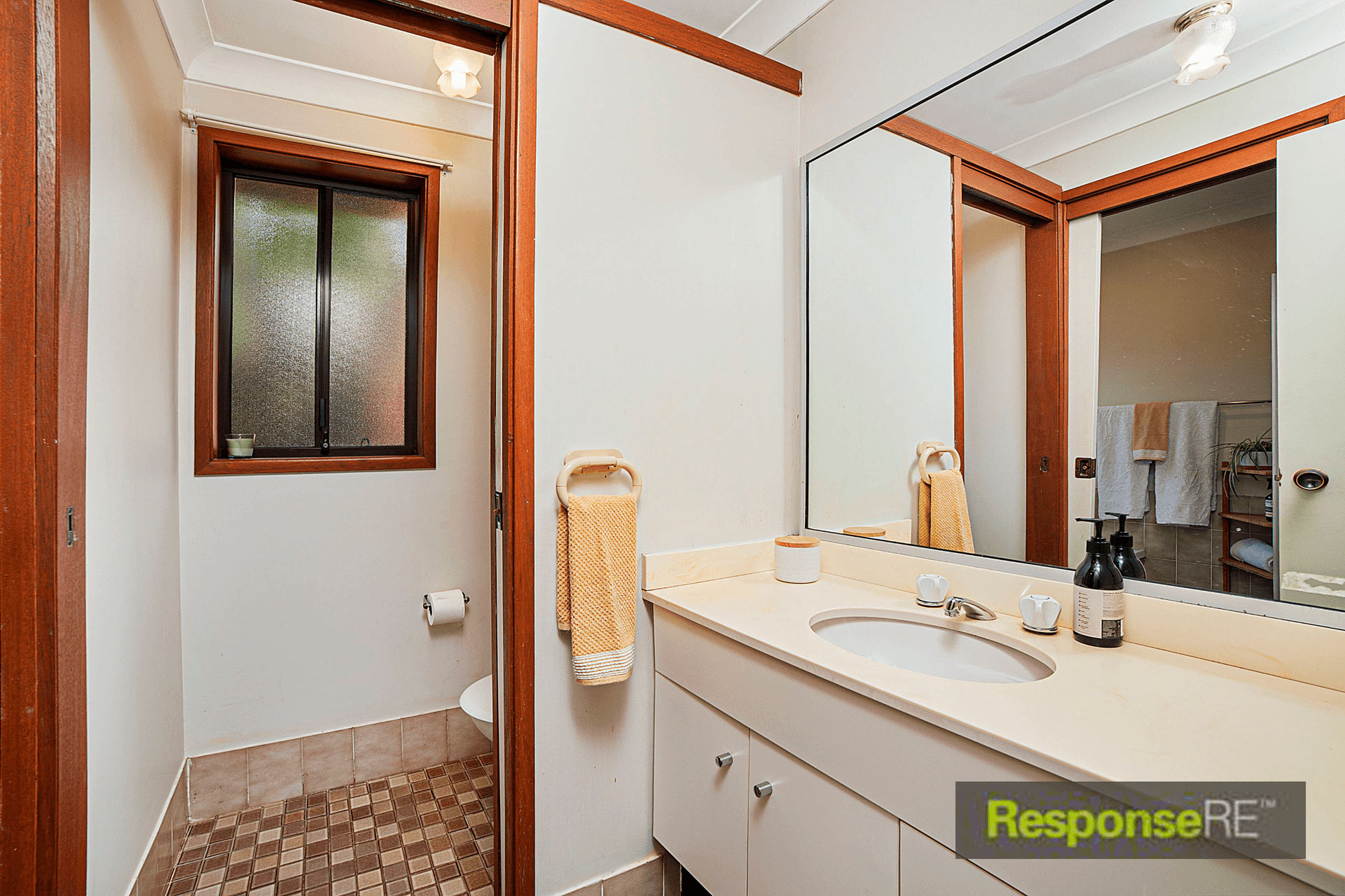 68 Crestwood Drive, Baulkham Hills, NSW 2153