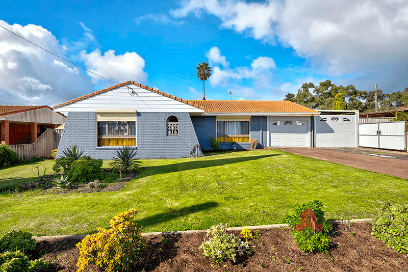 11 Plato Street, Carey Park, WA 6230