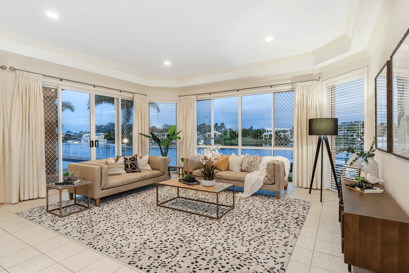 3 Trimaran Place, Clear Island Waters, QLD 4226