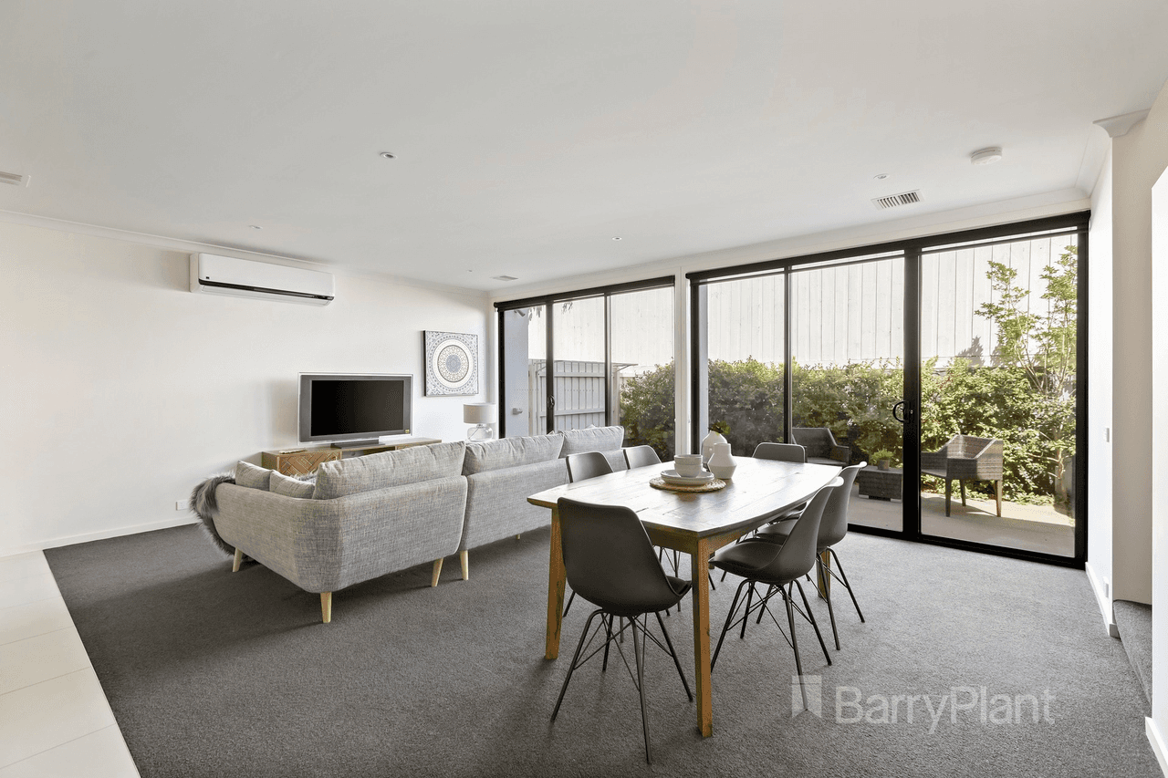 10 Bradford Ridge, Bundoora, VIC 3083