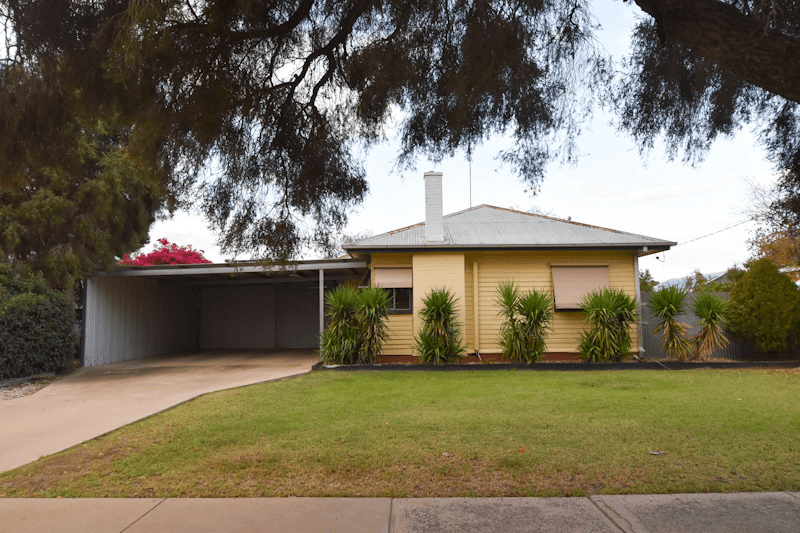 479 MAHER Street, DENILIQUIN, NSW 2710