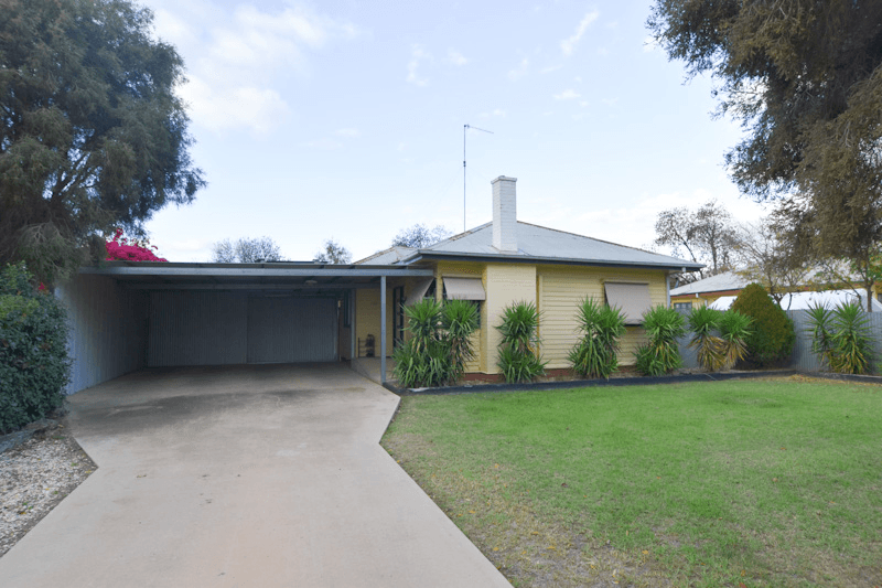 479 MAHER Street, DENILIQUIN, NSW 2710