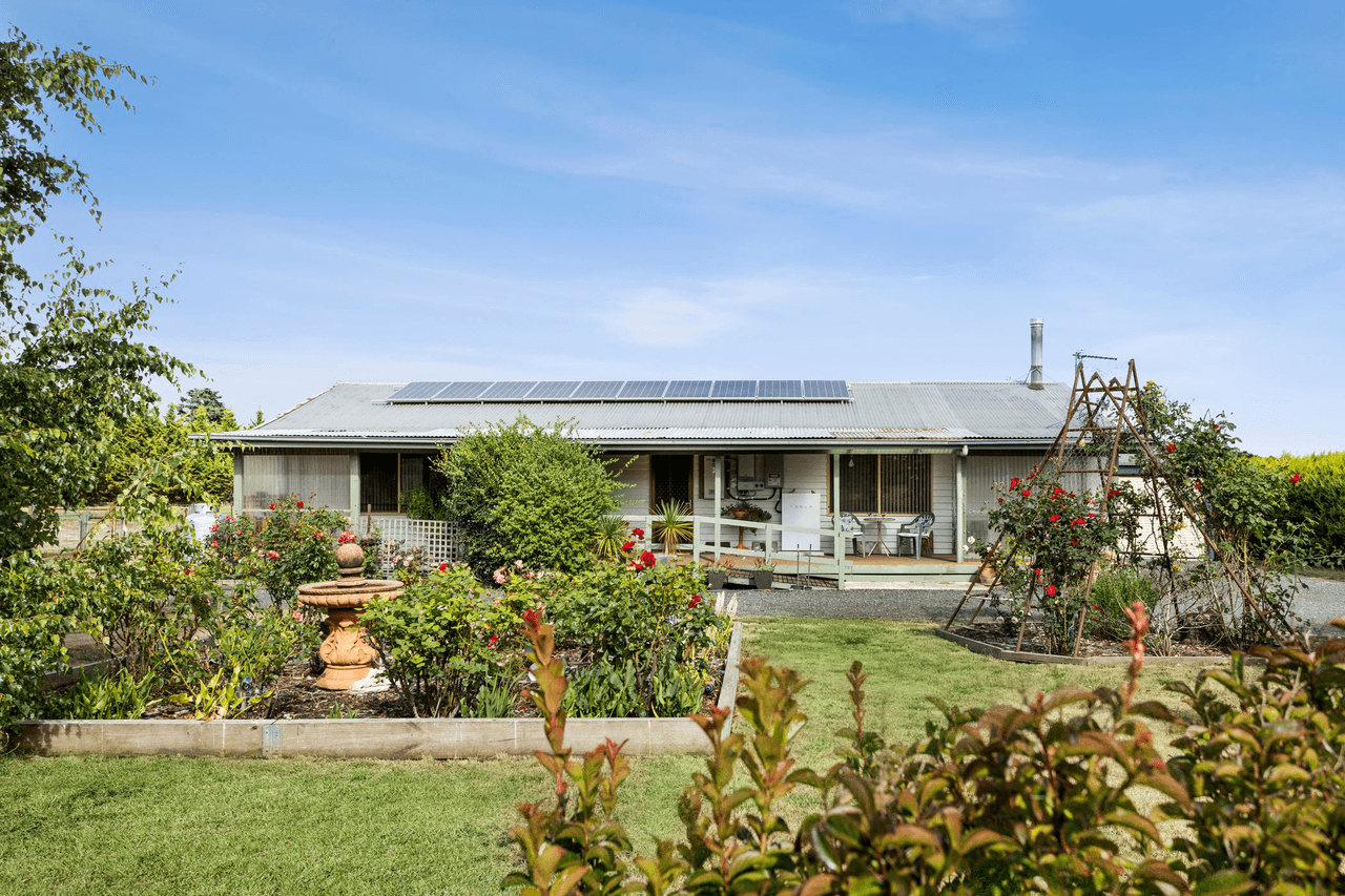 96 Harts Lane, KYNETON, VIC 3444