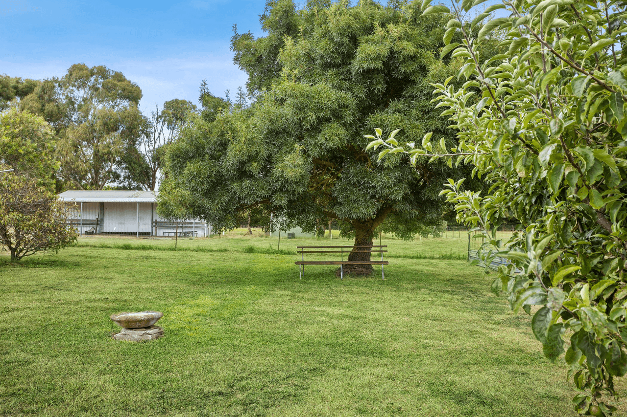 96 Harts Lane, KYNETON, VIC 3444