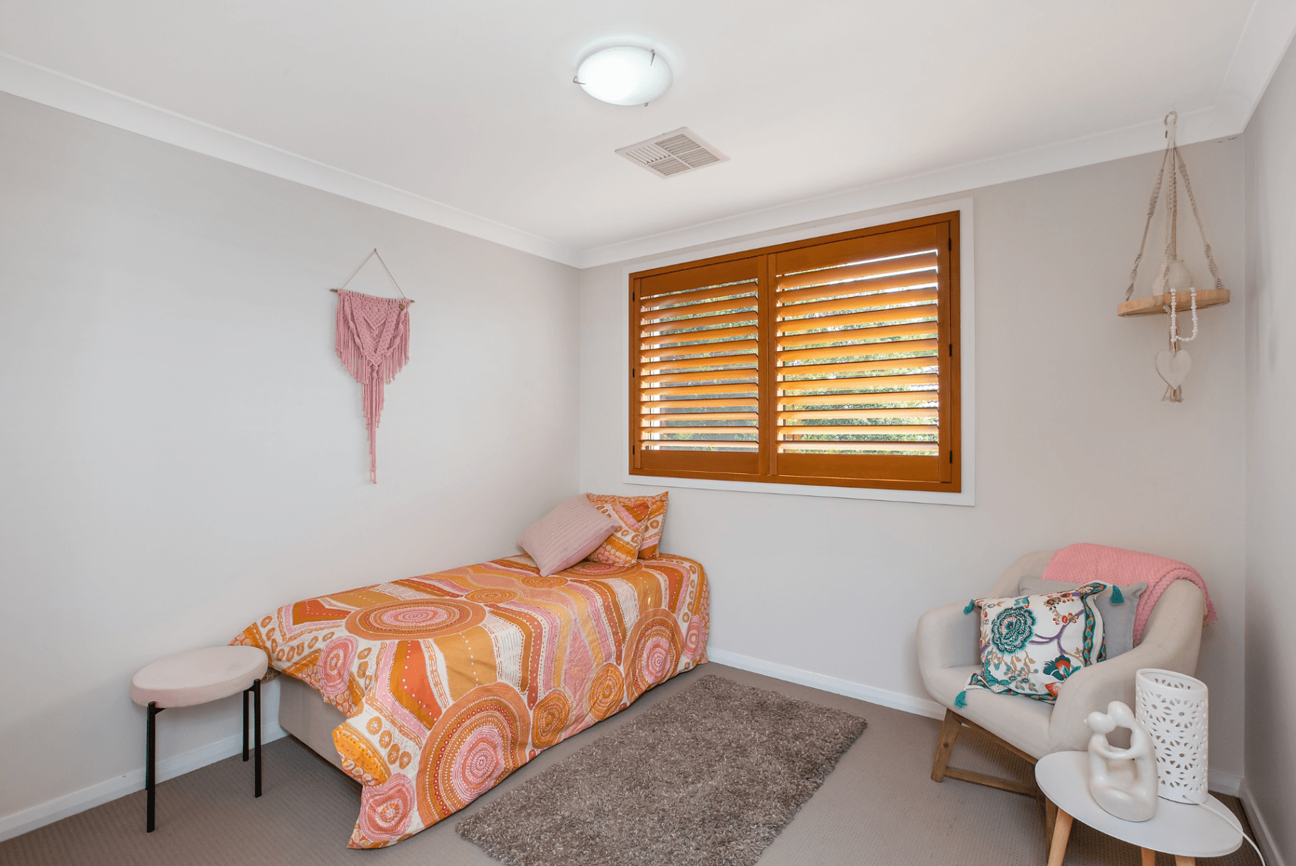 2/55 East Market Street, Richmond, NSW 2753