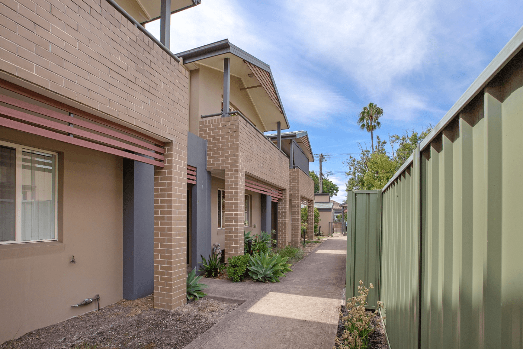 2/55 East Market Street, Richmond, NSW 2753