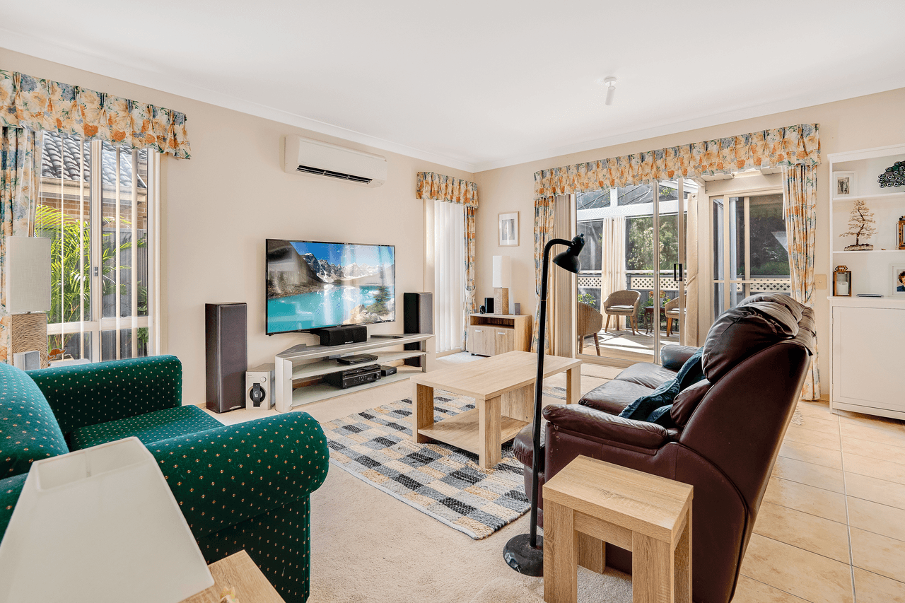 22 Singleton Road, POINT CLARE, NSW 2250