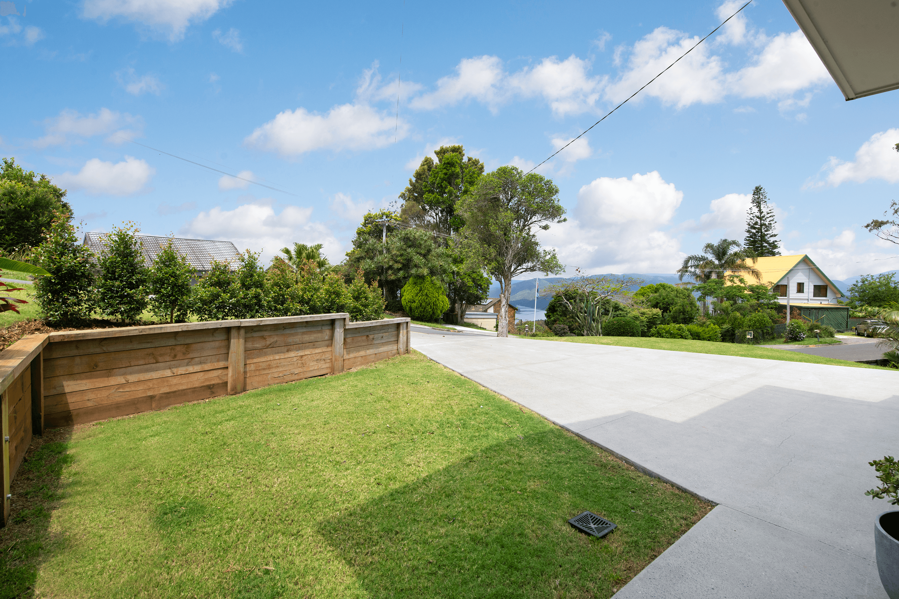 15 Loop Road, LOWER BEECHMONT, QLD 4211