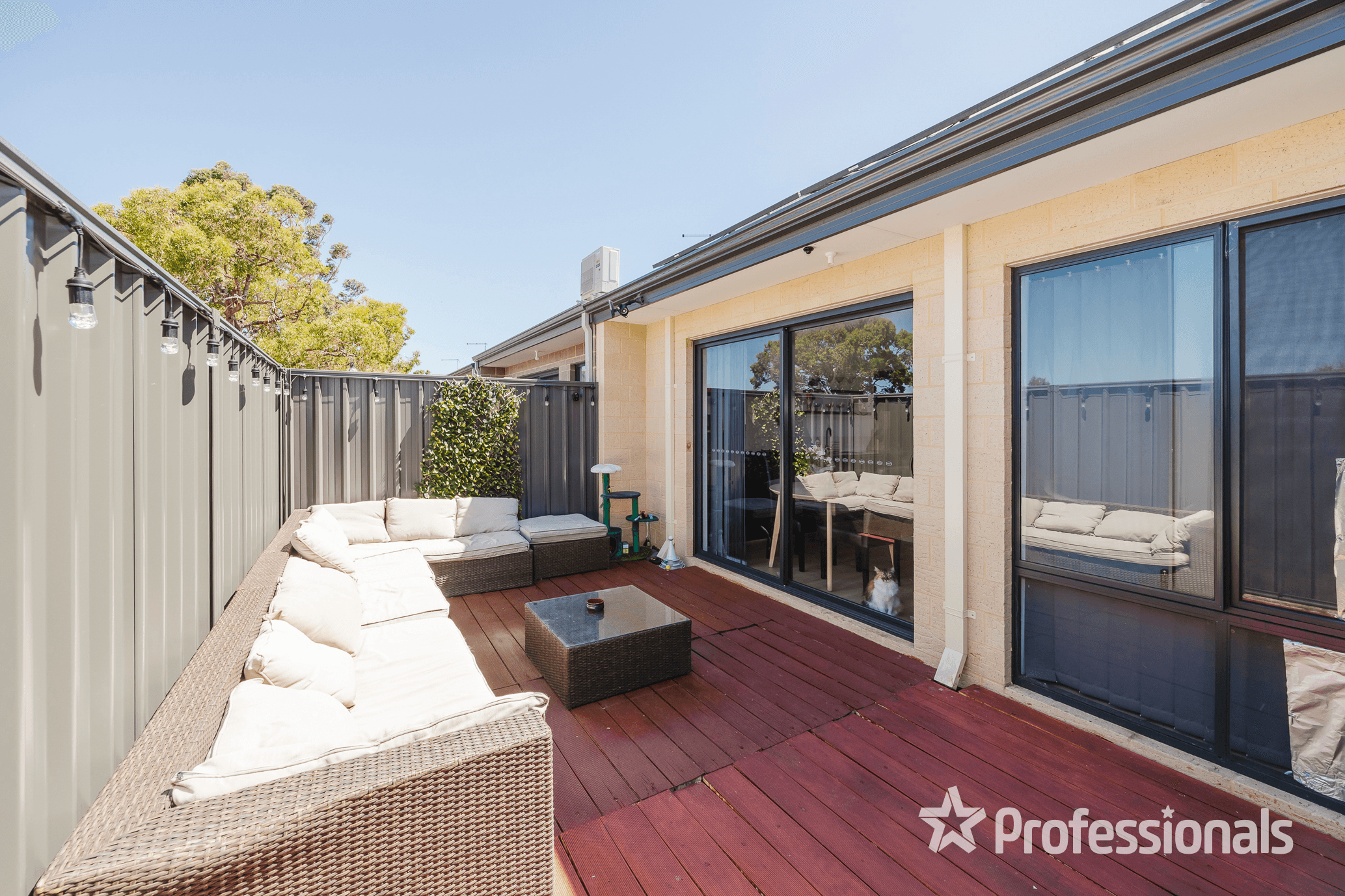 53 Berryana Loop, GIRRAWHEEN, WA 6064