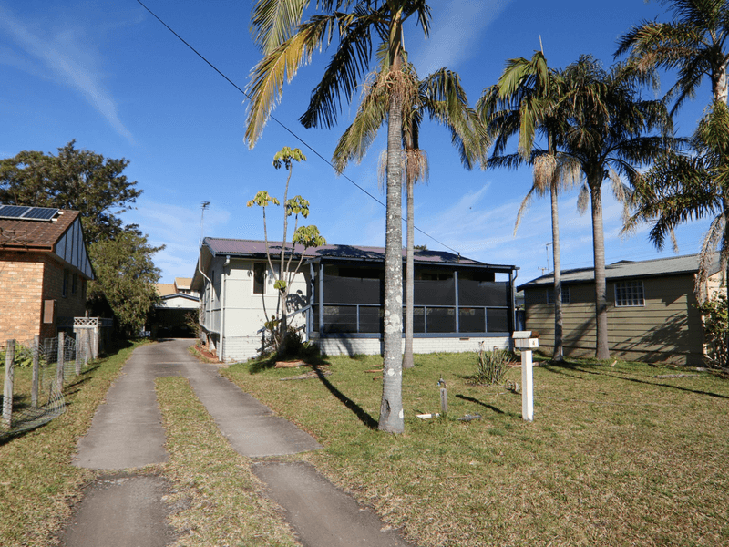 4 Banksia Street, SUSSEX INLET, NSW 2540