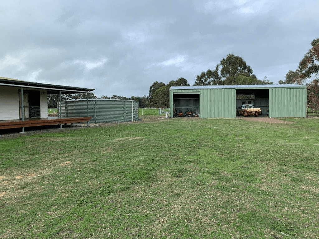 1679 SOMERS Road, WAROONA, WA 6215