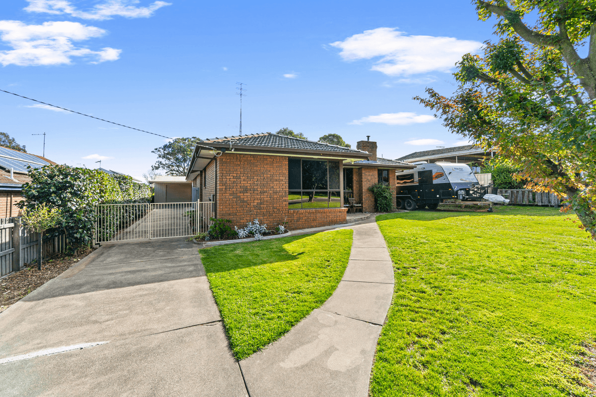 11 John Street, Maffra, VIC 3860