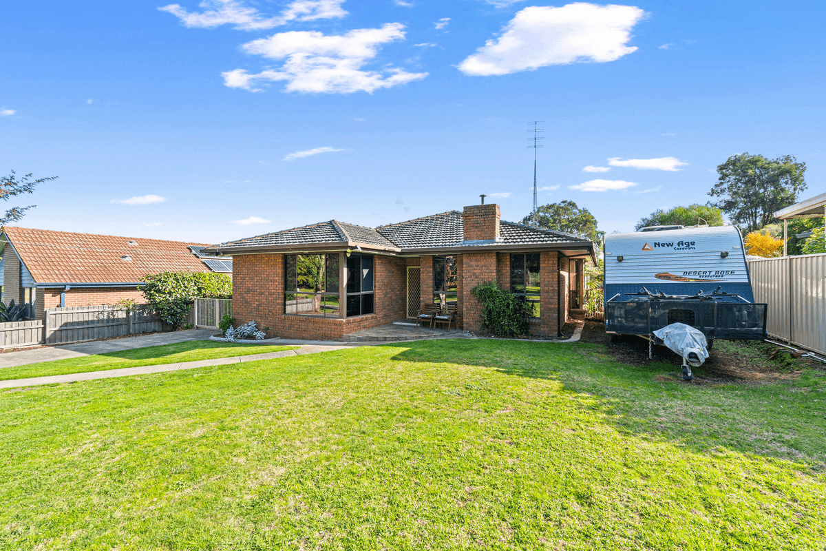 11 John Street, Maffra, VIC 3860