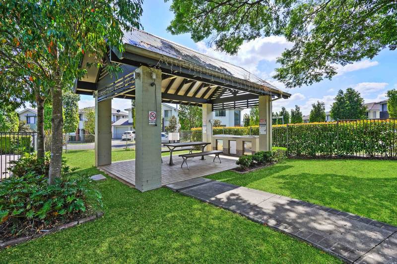 38 Eleanor Drive, Glenfield, NSW 2167