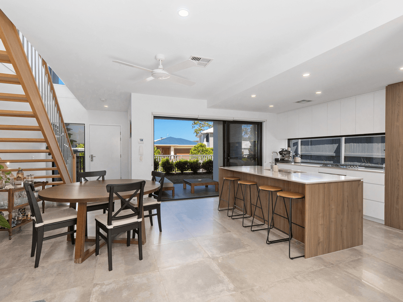 32/10 Vale Avenue, ARUNDEL, QLD 4214