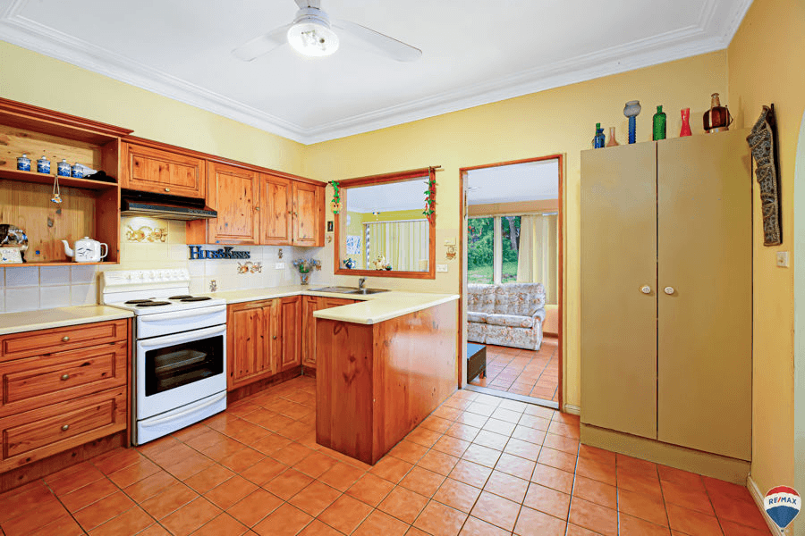 13 CHELTENHAM AVENUE, CAMBRIDGE PARK, NSW 2747