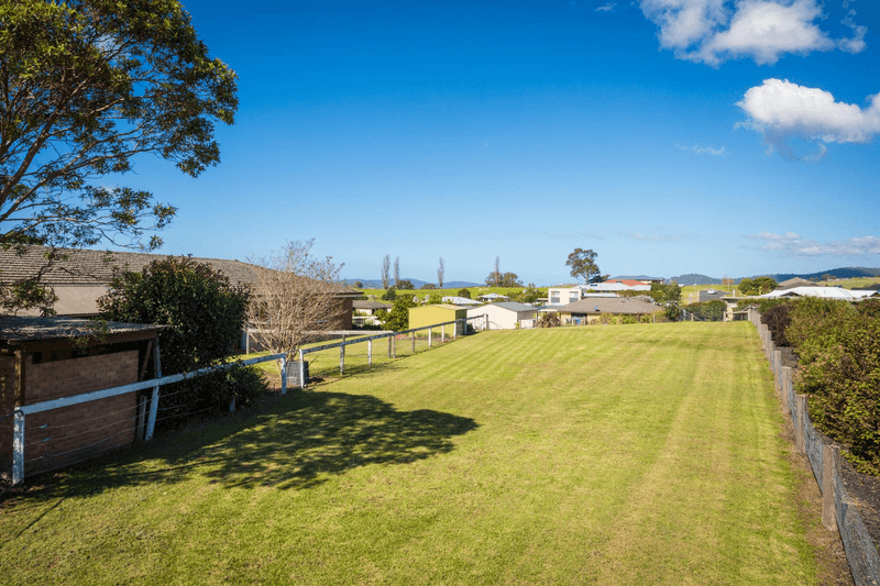 16 Bridle Place, BEGA, NSW 2550