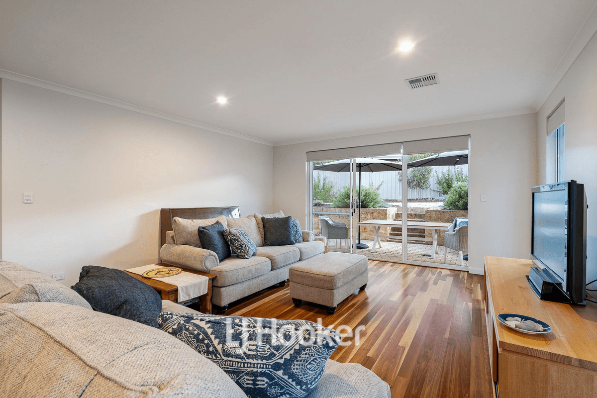 44 Martingale Drive, DUNSBOROUGH, WA 6281