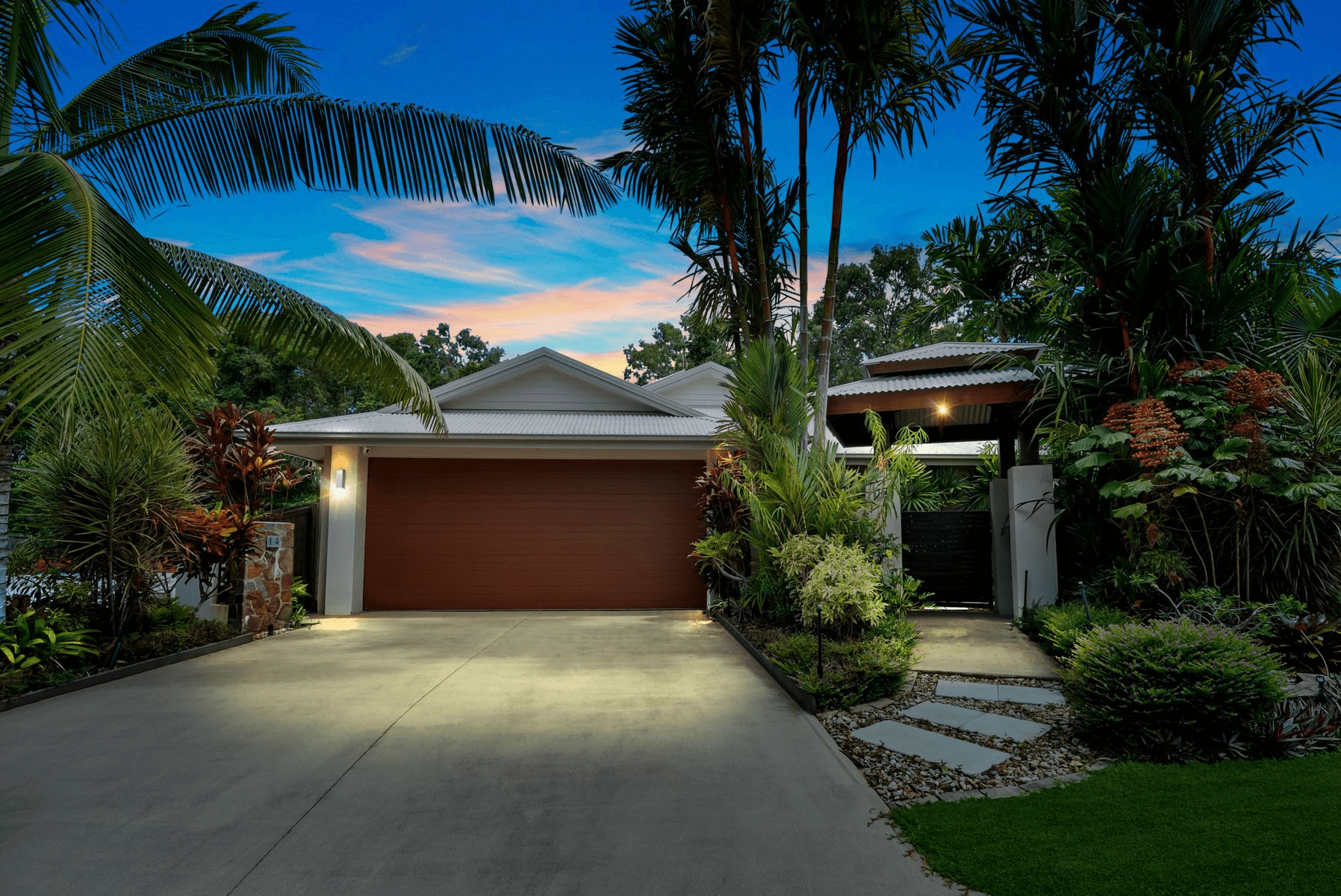 14 Kurt Close, PALM COVE, QLD 4879