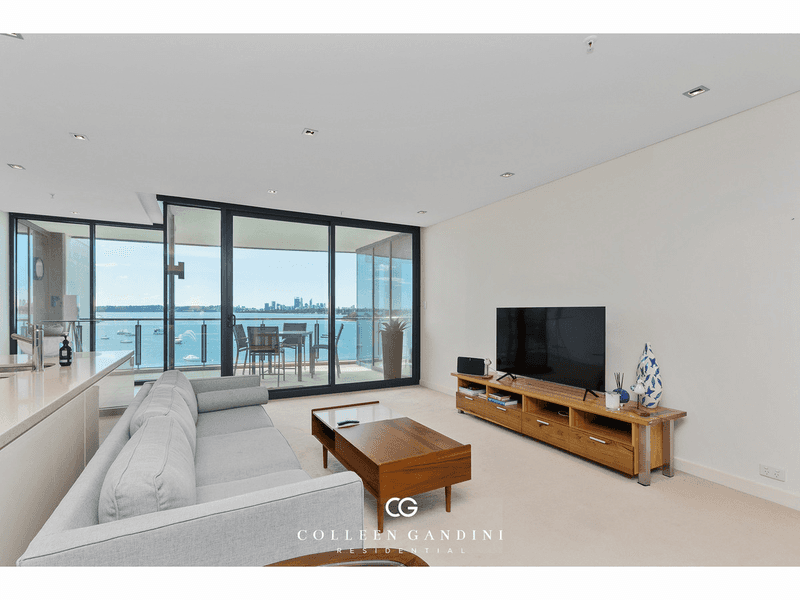 N602/70 Canning Beach Road, Applecross, WA 6153