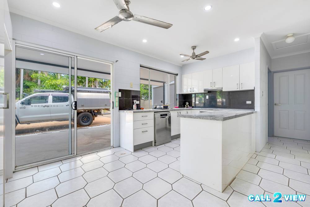 6 Granites Drive, ROSEBERY, NT 0832
