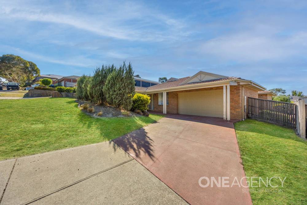 6 Windsor Rise, Sunbury, VIC 3429