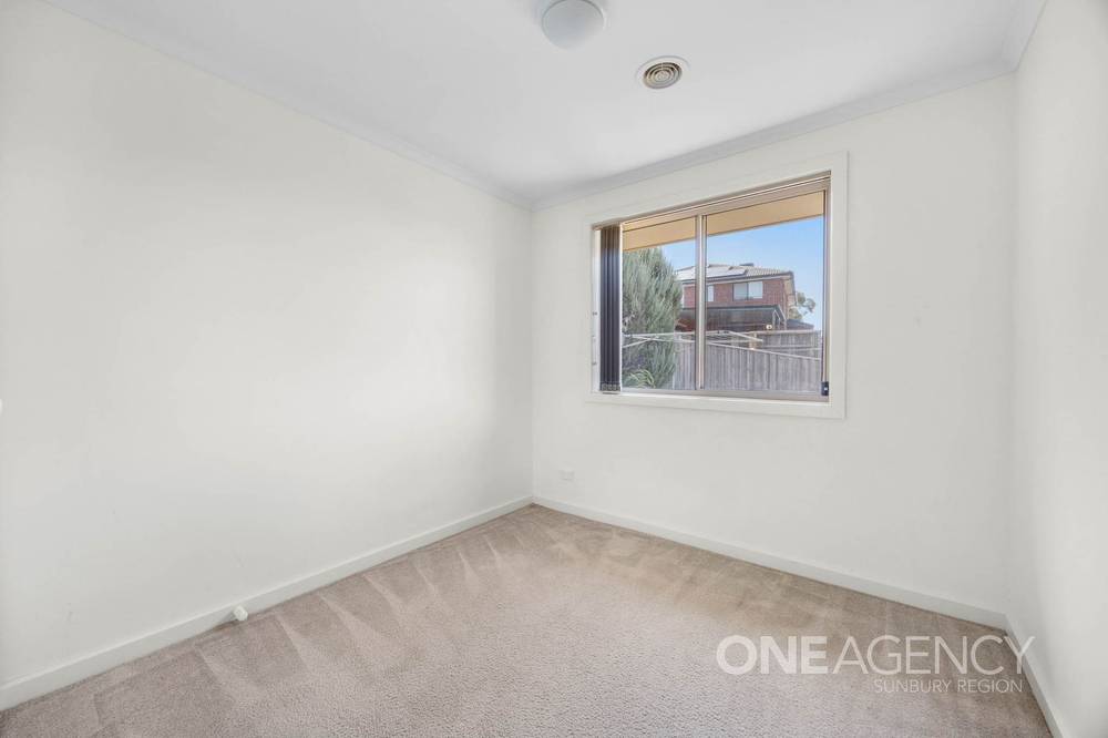 6 Windsor Rise, Sunbury, VIC 3429