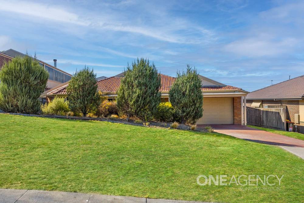 6 Windsor Rise, Sunbury, VIC 3429