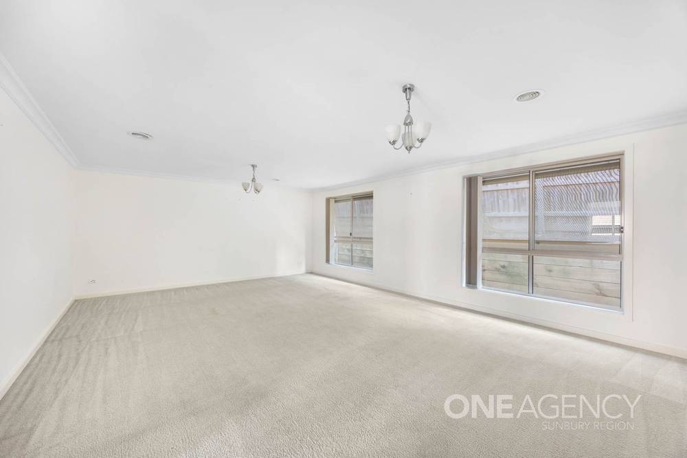 6 Windsor Rise, Sunbury, VIC 3429