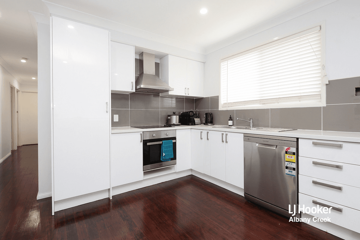 9 Pleasant Court, Albany Creek, QLD 4035