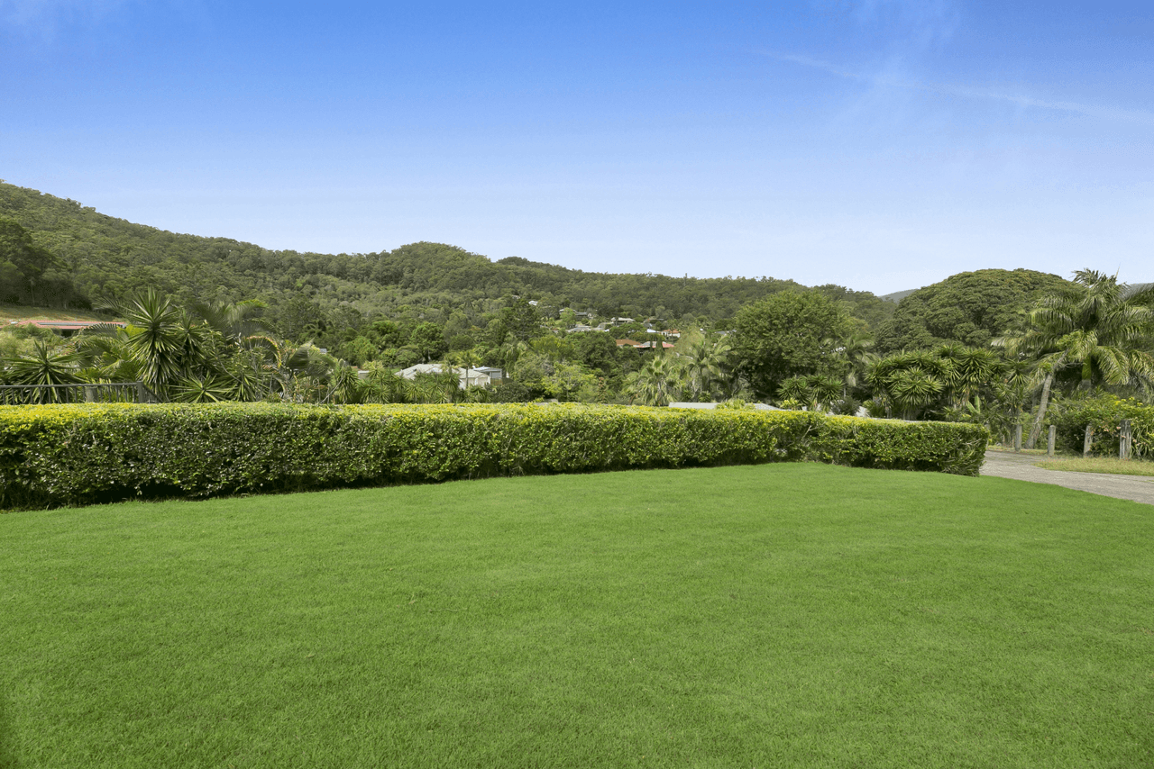 6 Glenfern Place, BONOGIN, QLD 4213