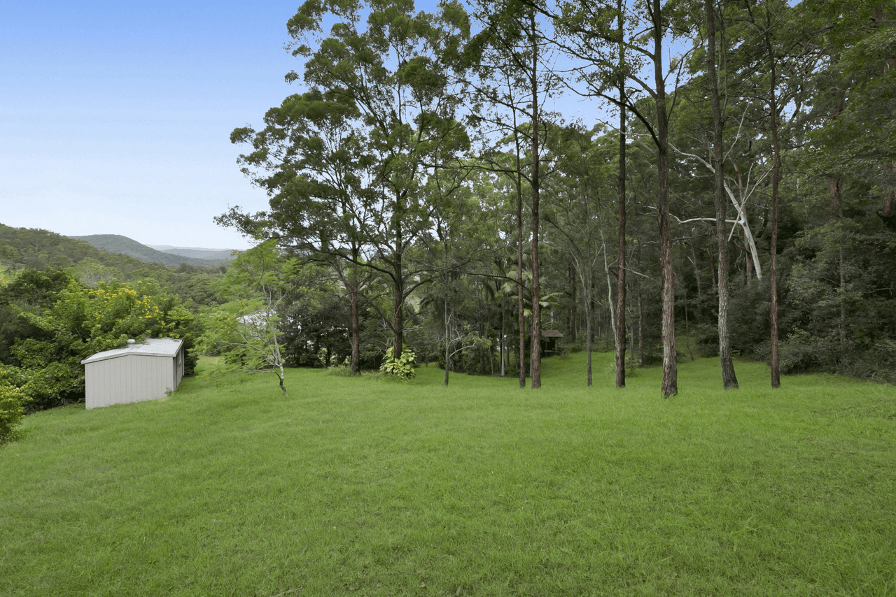 6 Glenfern Place, BONOGIN, QLD 4213